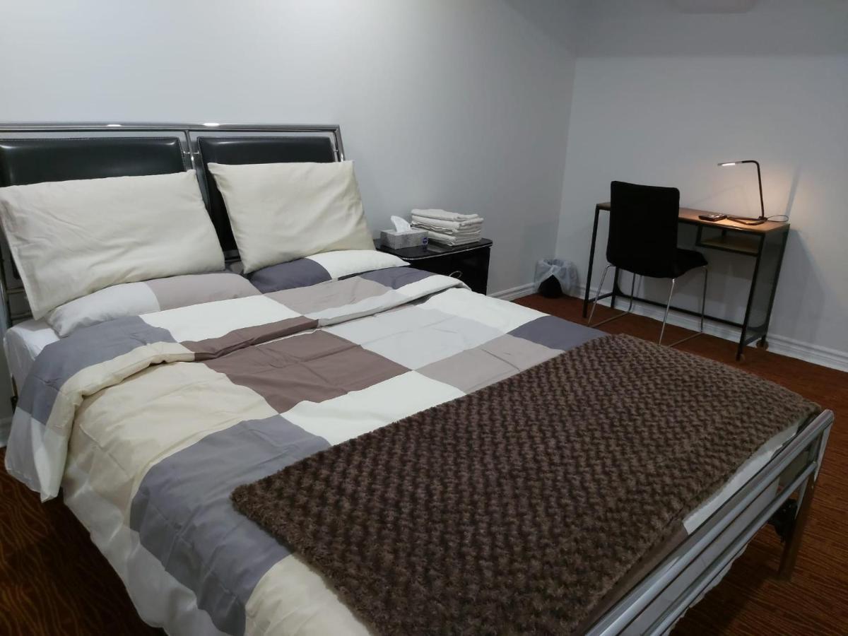 Guest House Room No 02 มิสซิสซอกา ภายนอก รูปภาพ